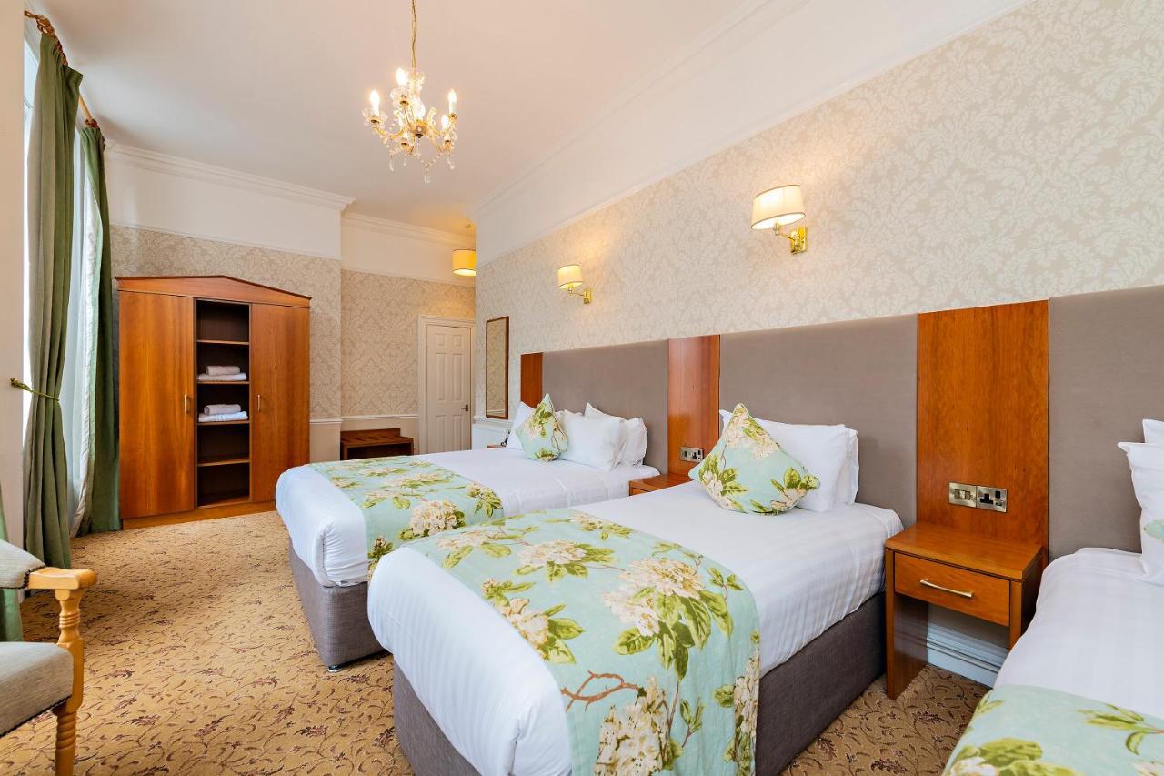 Castle Hotel Dublino Esterno foto
